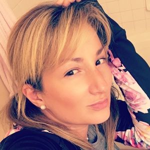 Meet your Posher, Annetta